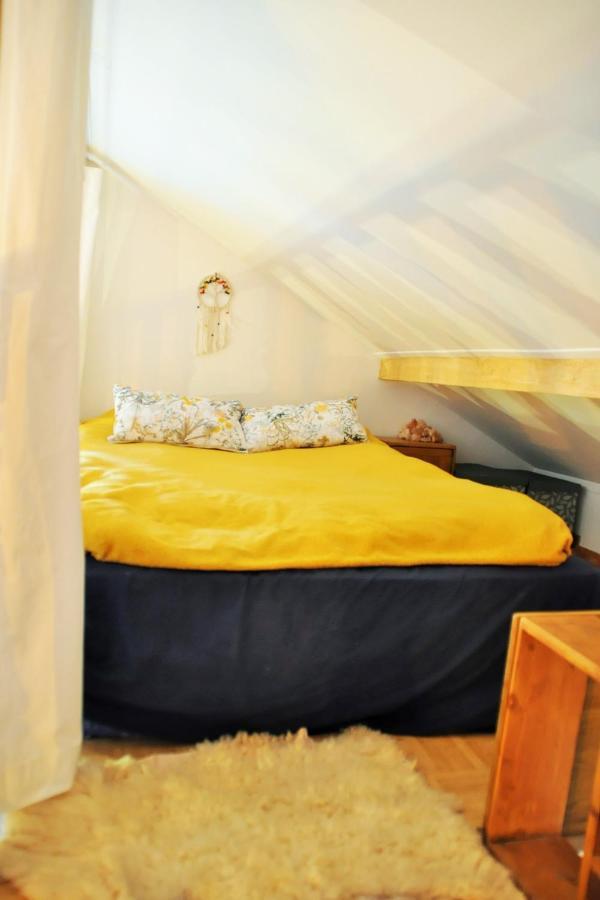 شقة Cozy Mini House With Beautiful Views Eygliers المظهر الخارجي الصورة